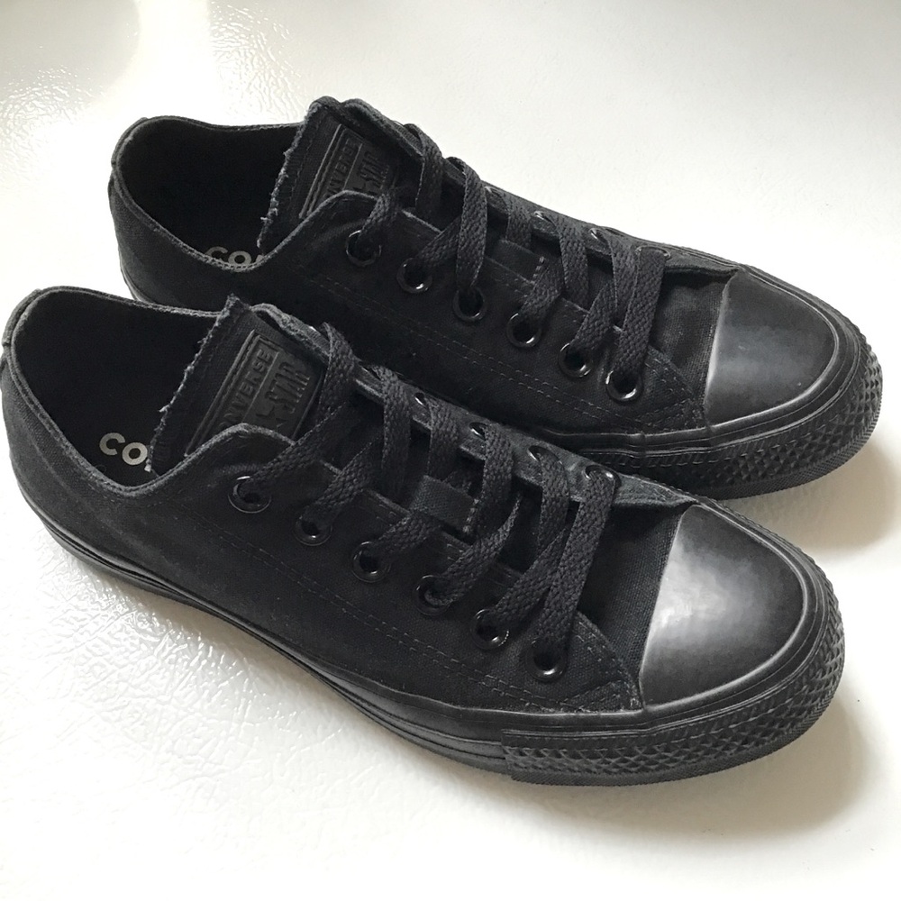 Sz 7 Converse Chuck Taylor Low Top - Picture 6 of 9